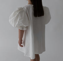 Load image into Gallery viewer, PICNIC DRESS | 100% COTTON SEERSUCKER | CLOUD